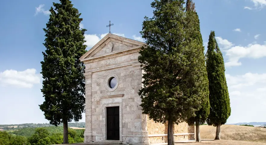 Cappella della Madonna di Vitaleta, un'icona della Val d'Orcia. Come arrivare a questo luogo magico.