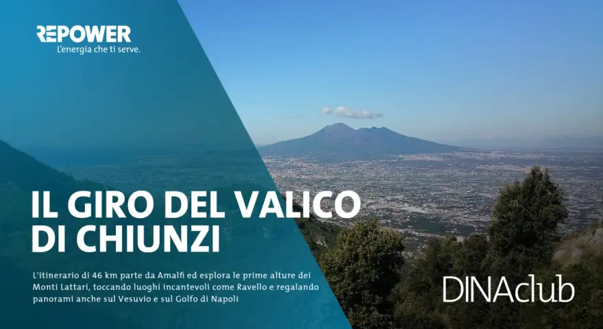 Il giro del valico di Chiunzi offre panorami mozzafiato sul Vesuvio e sul Golfo di Napoli.